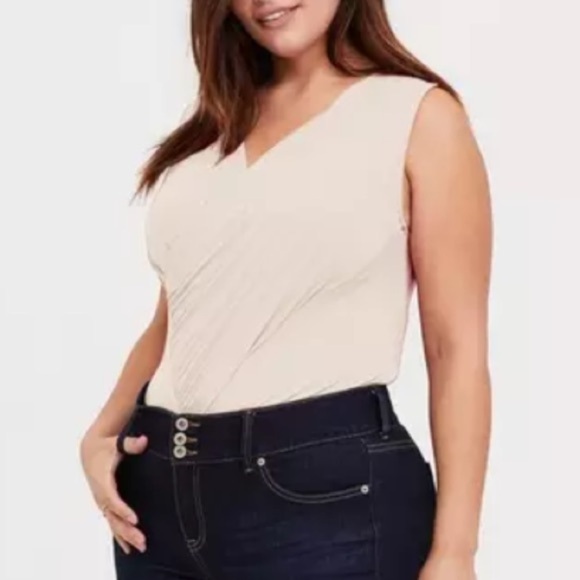 NWT Torrid Golden Champagne Studio Knit Surplice Bodysuit 5X - Picture 13 of 14